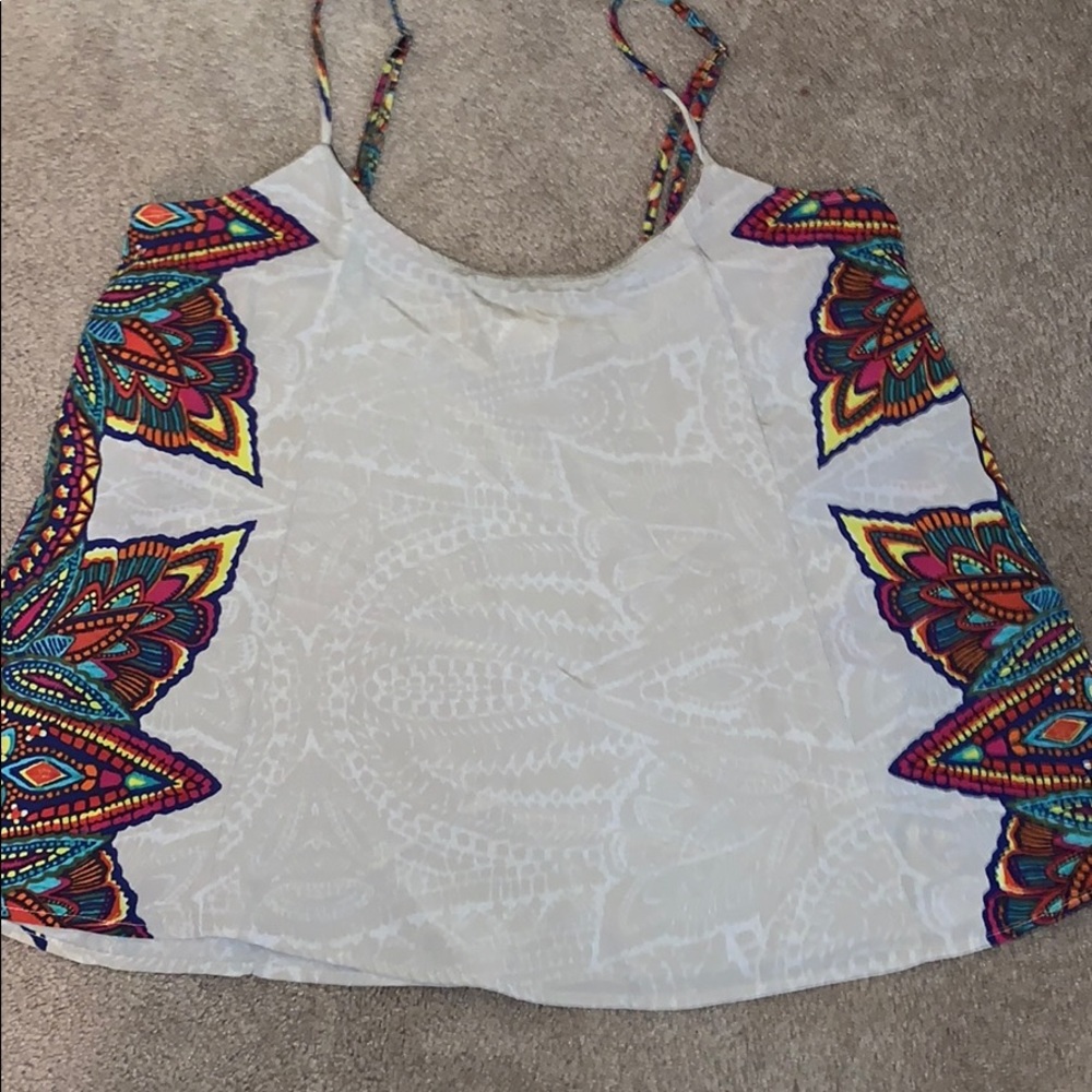 patterned tank